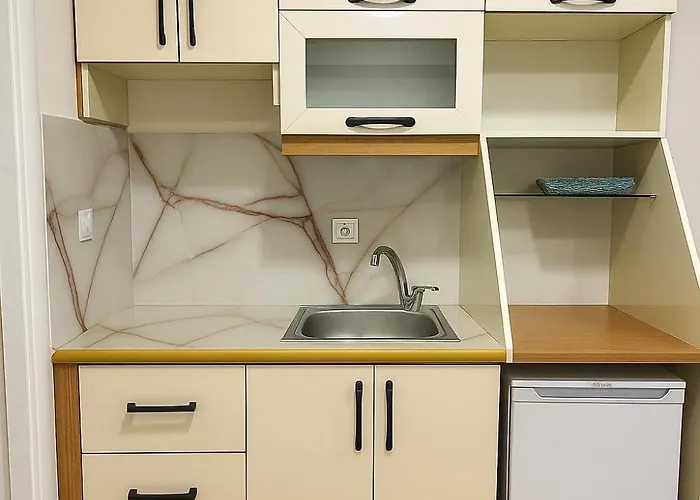 Pera Valence Hotel 3*